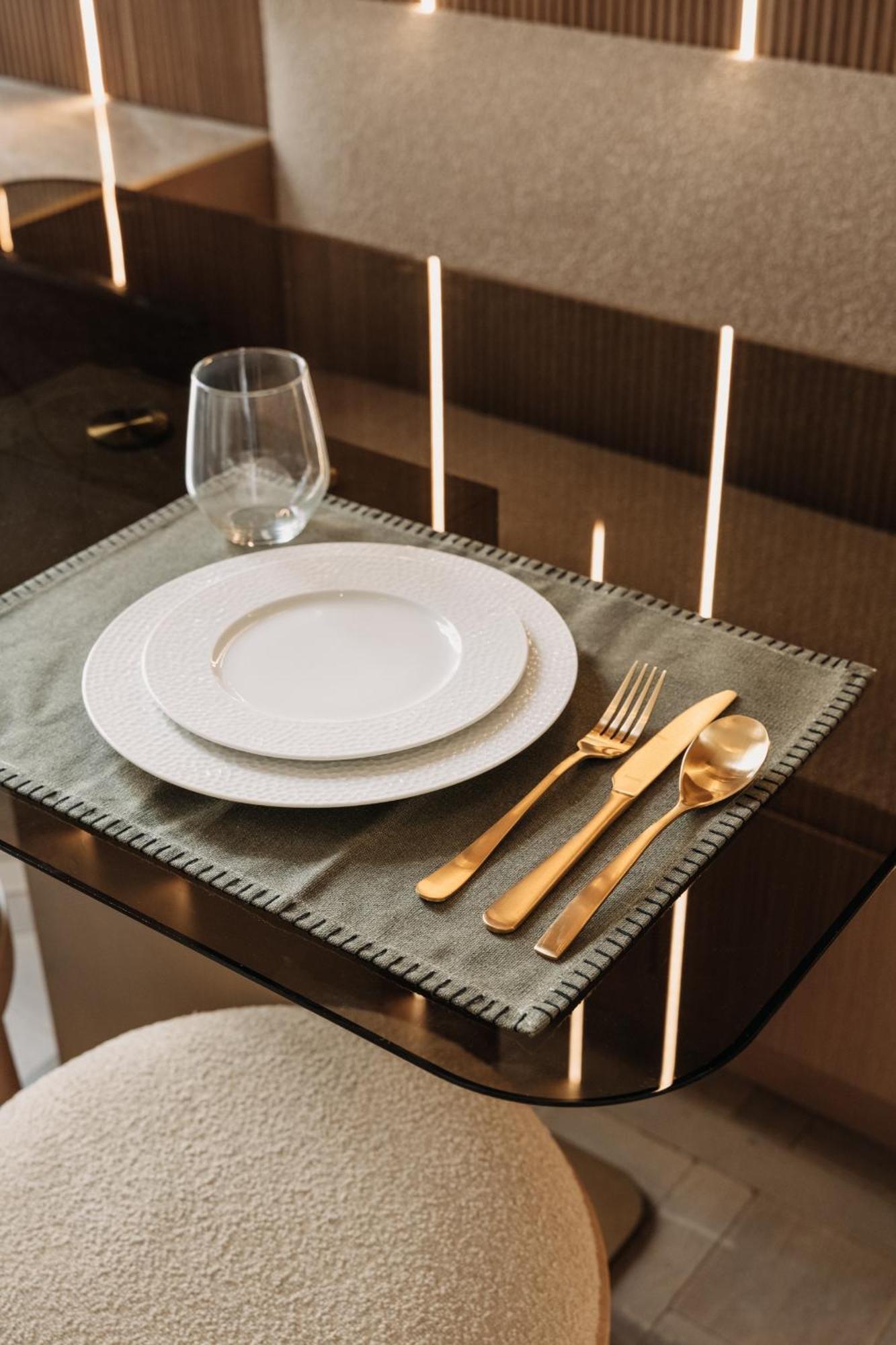 Highstay - Luxury Serviced Apartments - Louvre Paris Bagian luar foto