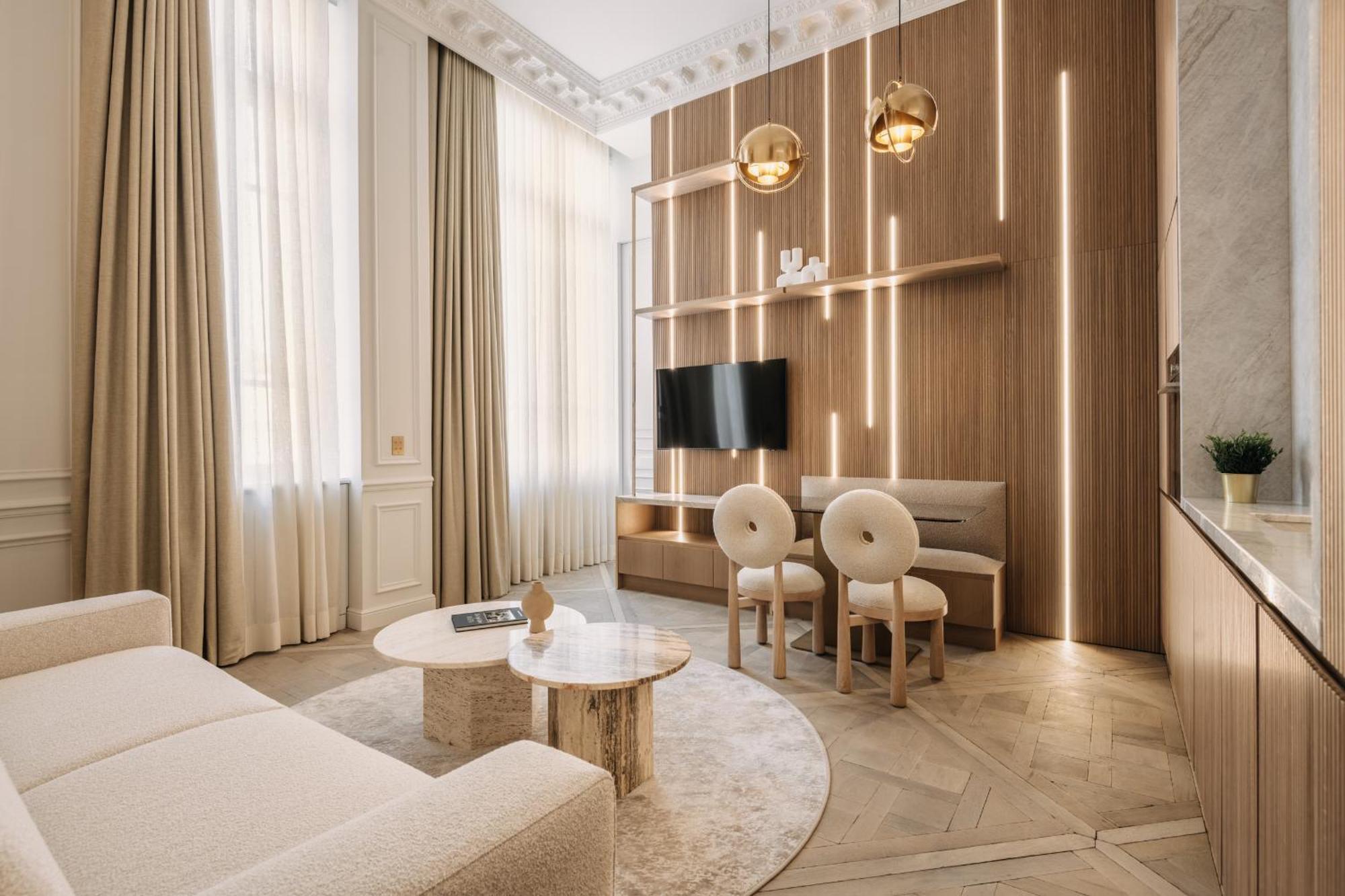 Highstay - Luxury Serviced Apartments - Louvre Paris Bagian luar foto