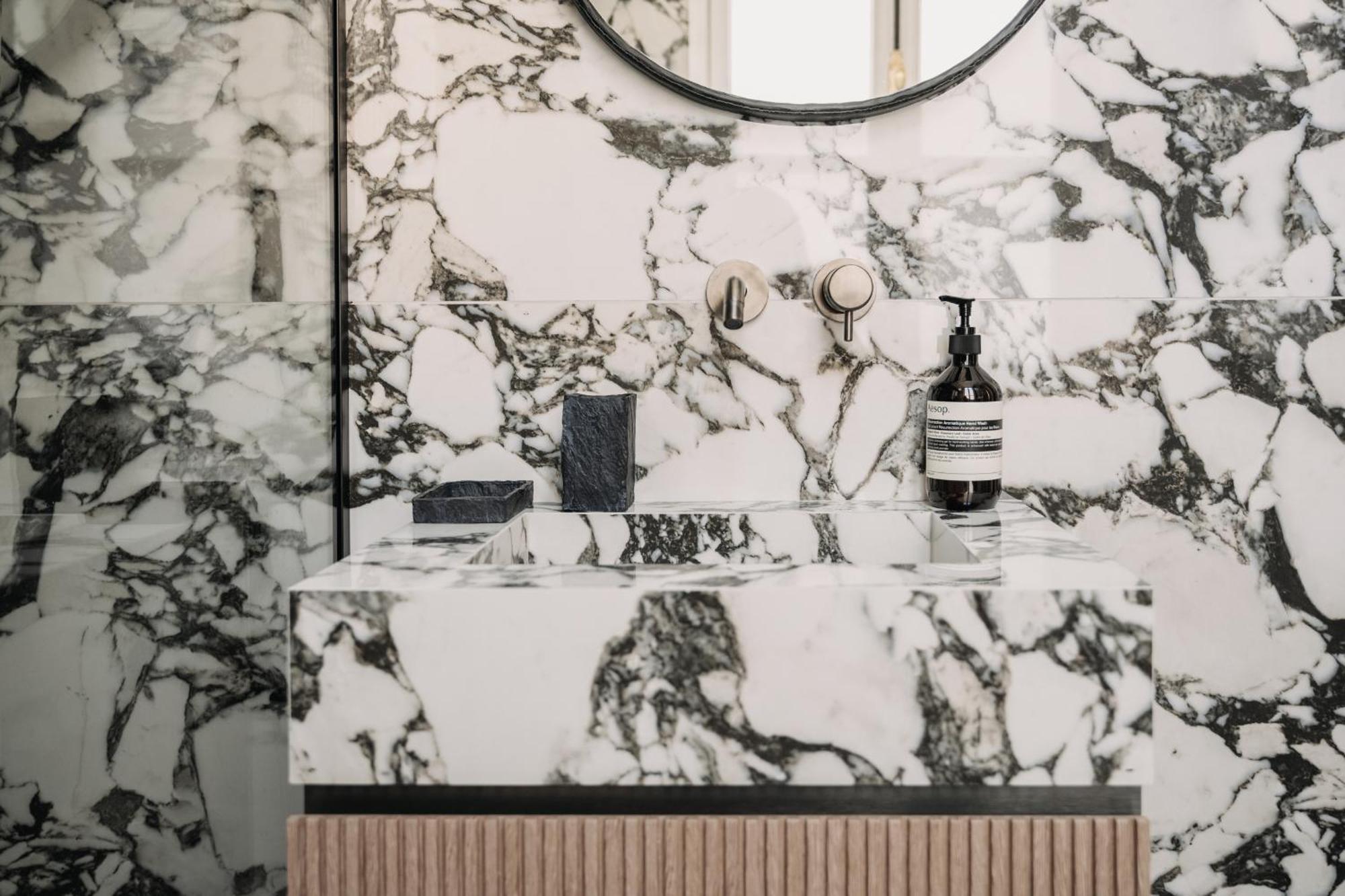 Highstay - Luxury Serviced Apartments - Louvre Paris Bagian luar foto